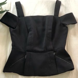 BCBGMAXAZRIA PEPLUM TOP